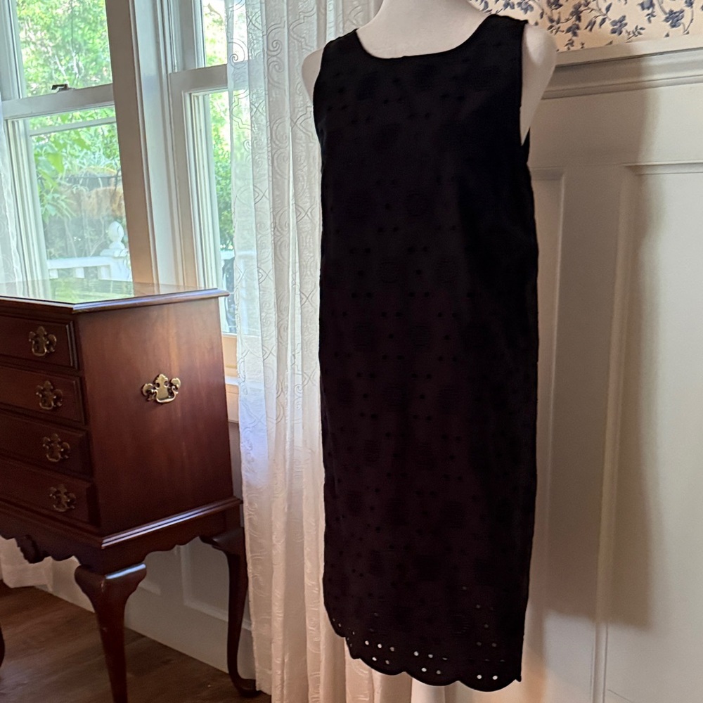Ann Taylor Black Sleeveless Midi Dress